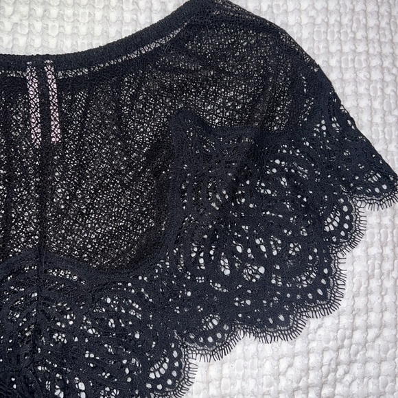 Lace shorts - Picture 2 of 2